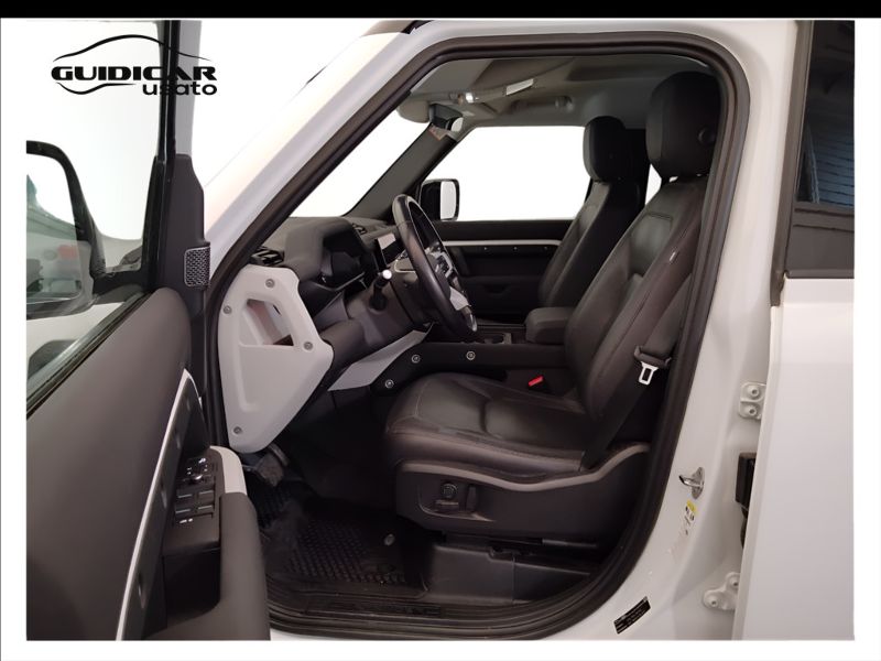 GuidiCar - LAND ROVER Defender 2022 Defender 110 3.0d i6 mhev SE awd 200cv auto Usato